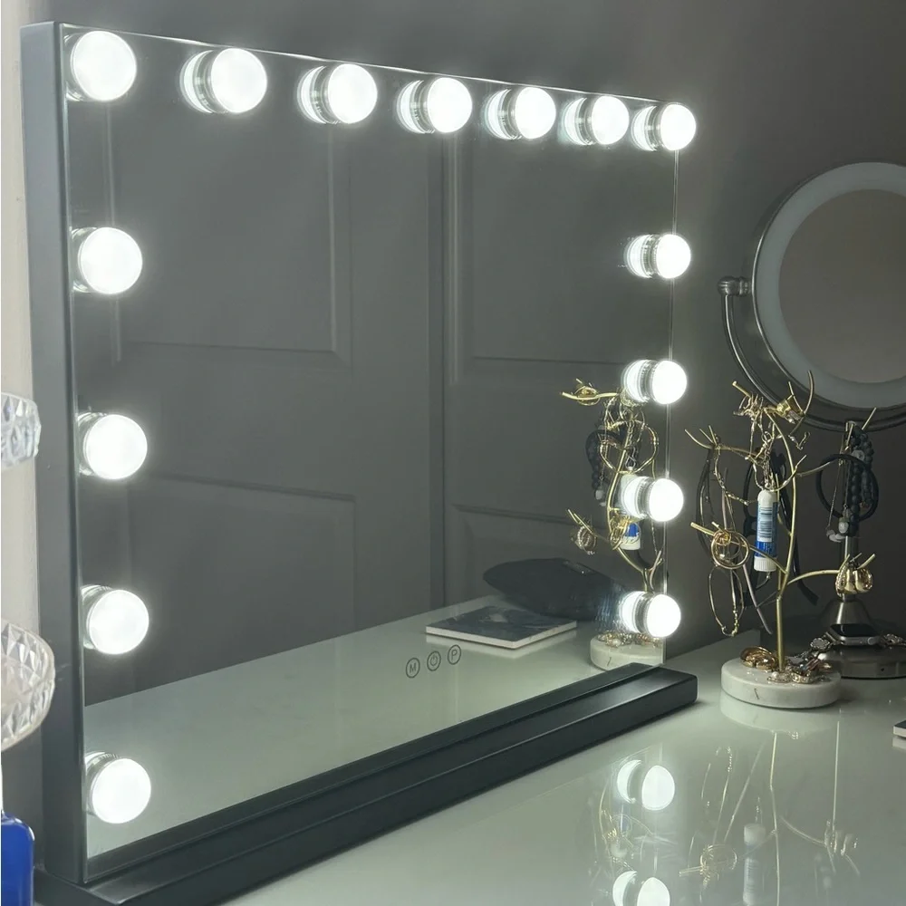 FENCHILIN Vanity Mirror with Lights. Lighted Mirror with Dimmer Bulbs. Like new